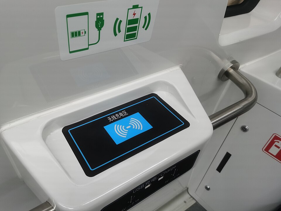 Magnetic Wireless Charger 15W